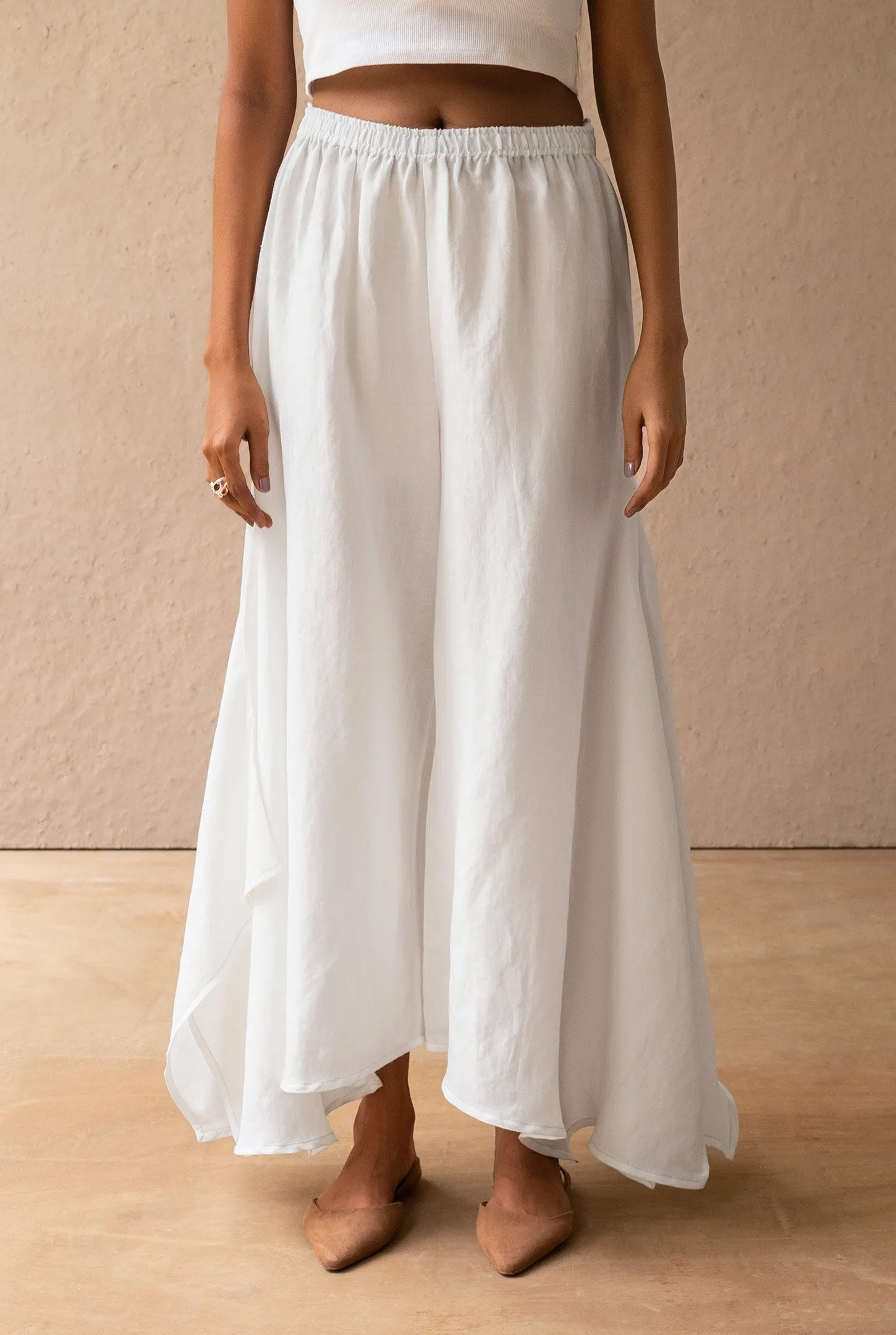Blanco Flared Pants