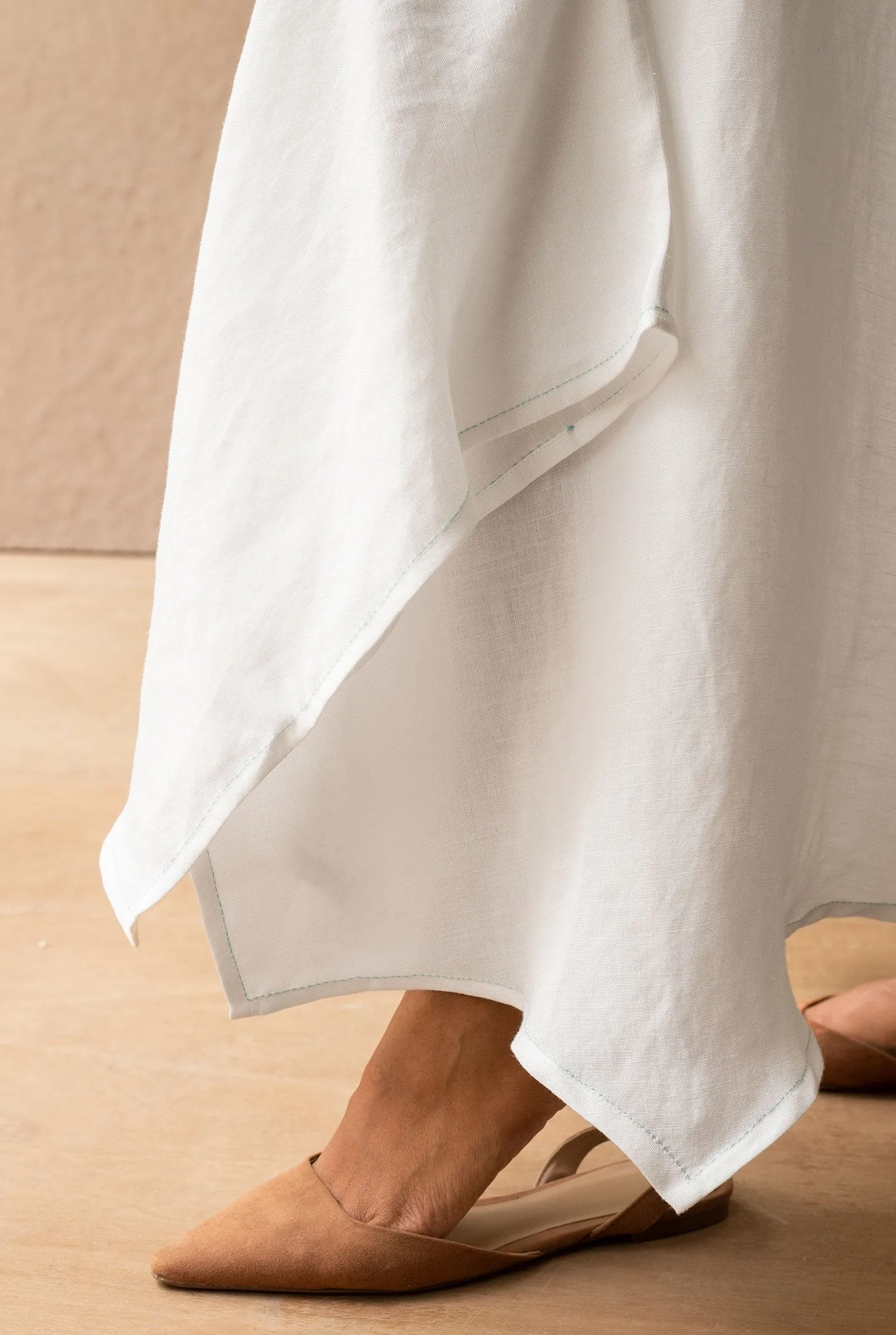 Blanco Flared Pants
