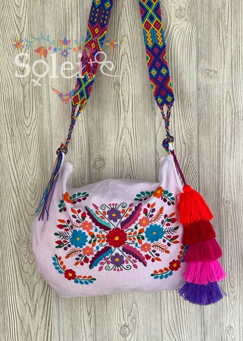Morral with PomPom Tassel