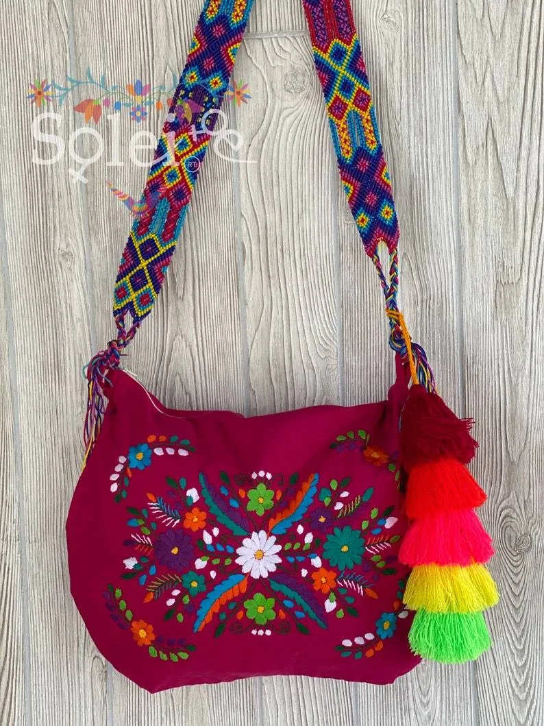 Morral with PomPom Tassel